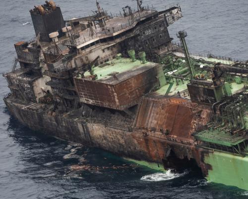 Damaged Russian tanker carrying natural gas floats into Libyan waters