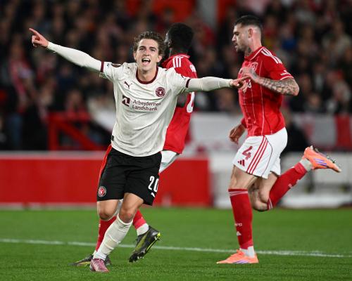 Nottm Forest 2-3 Midtjylland, Feyenoord 0-2 Aston Villa: Europa League – as it happened